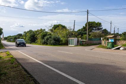 De la rotonda al cruce con el Camí Vell de Sant Climent. El carril bici actual incorporará un desvío a la derecha desde la rotonda del Obelisco. El tramo llevará hasta el cruce con el Camí Vell de Sant Climent.