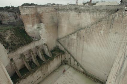 A Ciutadella, la pedrera que explota Toni Pons Caules