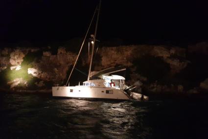 El catamarán francés accidentado.