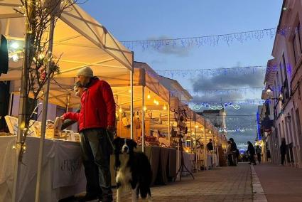 60 paradetes nadalenques oferiren una gran varietat de productes artesans i fets a mà per artistes i creatius de Menorca