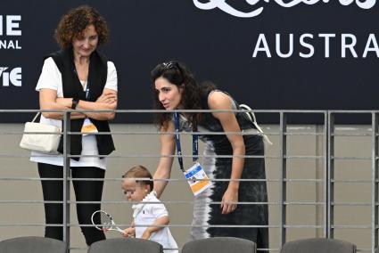 Nadal 'entrena' con su hijo.