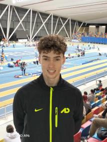 El atleta menorquín, Sergi Pons, durante la cita de Sabadell.