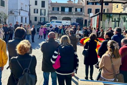 La concentración contra la ley de amnistía tuvo lugar en la plaza Miranda de Maó. 