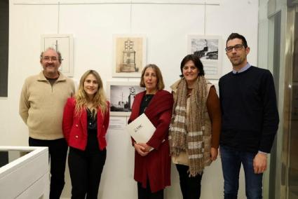 La batlessa de Capdepera Mireia Ferrer (2e) i la de Ciutadella, Juana Mari Pons Torres (2d).