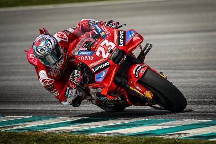 Motociclismo.- Enea Bastianini manda con récord en el segundo día de test en Sepang con Jorge Martín muy cerca