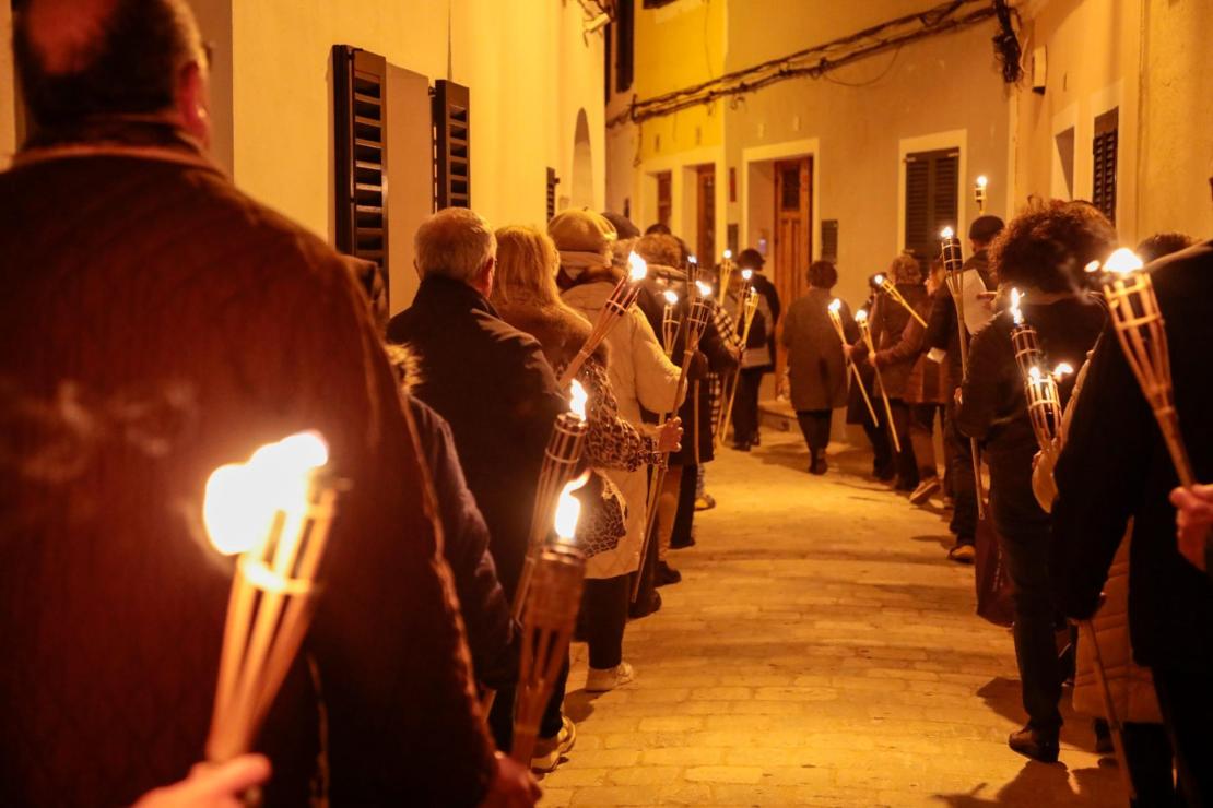 menorca ciutadella processor de via crucis torxes