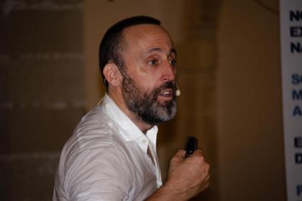 Juan Luis Muñoz Escassi, durante una de sus últimas conferencias.