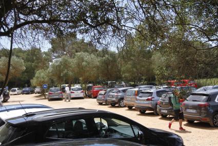 El anterior Consell del PP impulsó una ampliación del parking de Cala en Turqueta que tuvo que revertirse.