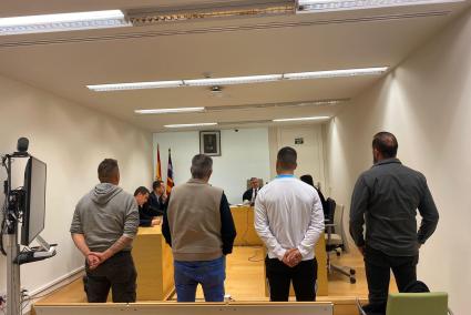 Los cuatro condenados por una pelea en Es Castell en 2019