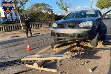 El coche siniestrado en Ciutadella