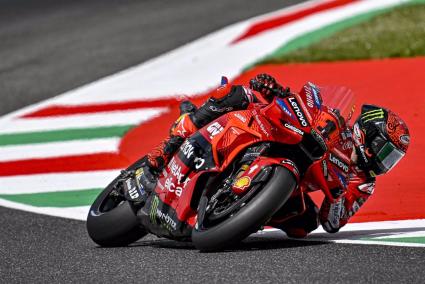 Motociclismo/GP Italia.- Francesco Bagnaia se adjudica el Sprint en Mugello y Jorge Martín se va al suelo