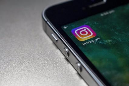 Instagram prueba las pausas publicitarias de 3 a 5 segundos en el 'feed'