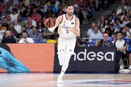 Baloncesto/Playoff.- Crónica del Real Madrid - UCAM Murcia: 79-63