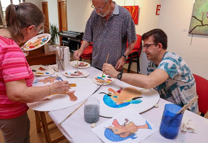 Un taller de nou amb molt d’art santjoaner en el Cercle.