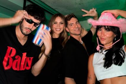 Aitana y Sebastián Yatra, pillados 'muy juntos' en el concierto de Karol G