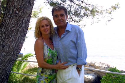 Andrés Pajares y Conchi Jiménez durante una de sus vacaciones en Mallorca en el año 2001.