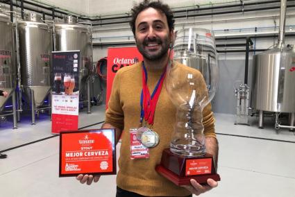 Menorca ya tiene a su primer maestro cervecero artesano.