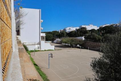 El patio del CEIP Mare de Déu del Toro de Ciutadella se encuentra en una zona potencialmente inundable. 