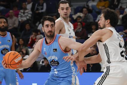 Llull, a la derecha, este domingo.