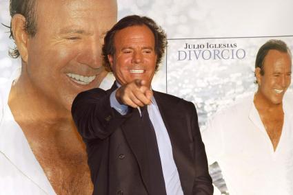 Julio Iglesias inicia su gira mundial