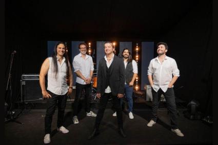 Fiesta 80's con La Movida Band en Ciutadella