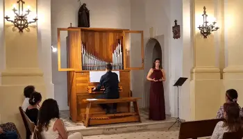 El concert es va celebrar a l’església de Sant Lluís.