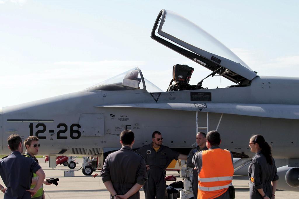 LOS AVIONES ESPAÑOLES INICIAN SU PRIMERA MISIÓN EN LIBIA