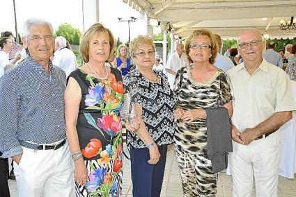 Cena solidaria de la AECC de s’Arenal