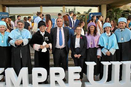 Graduación en la Facultat d’Educació de la Universitat