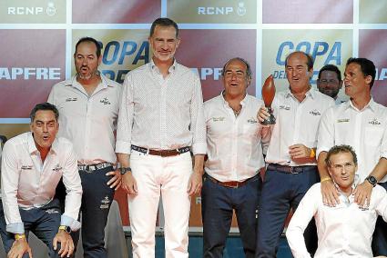 Felipe VI clausura la Copa del Rey de vela con la entrega de premios en Palma