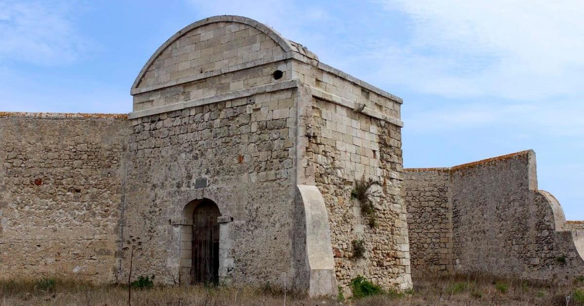 El Consell aprueba la reforma de la torre de Cala Teulera del Llatzeret de Maó por 216.000 euros