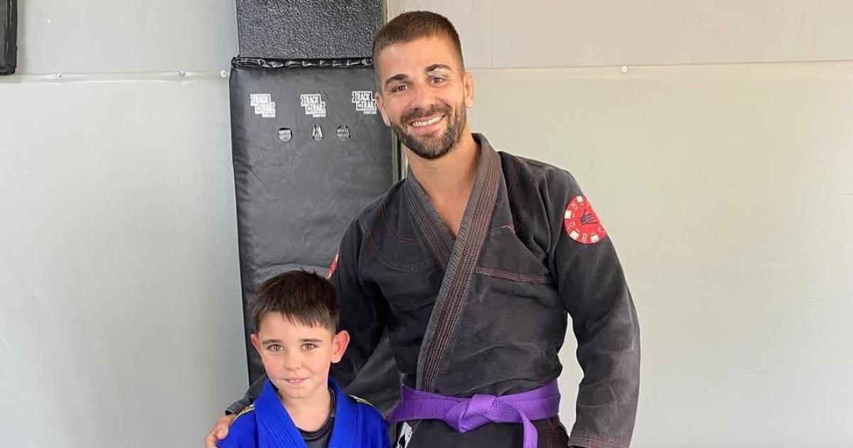 Entrenos de MMA y jiu-jitsu para poder contrarrestar el 'bullying' escolar en Menorca