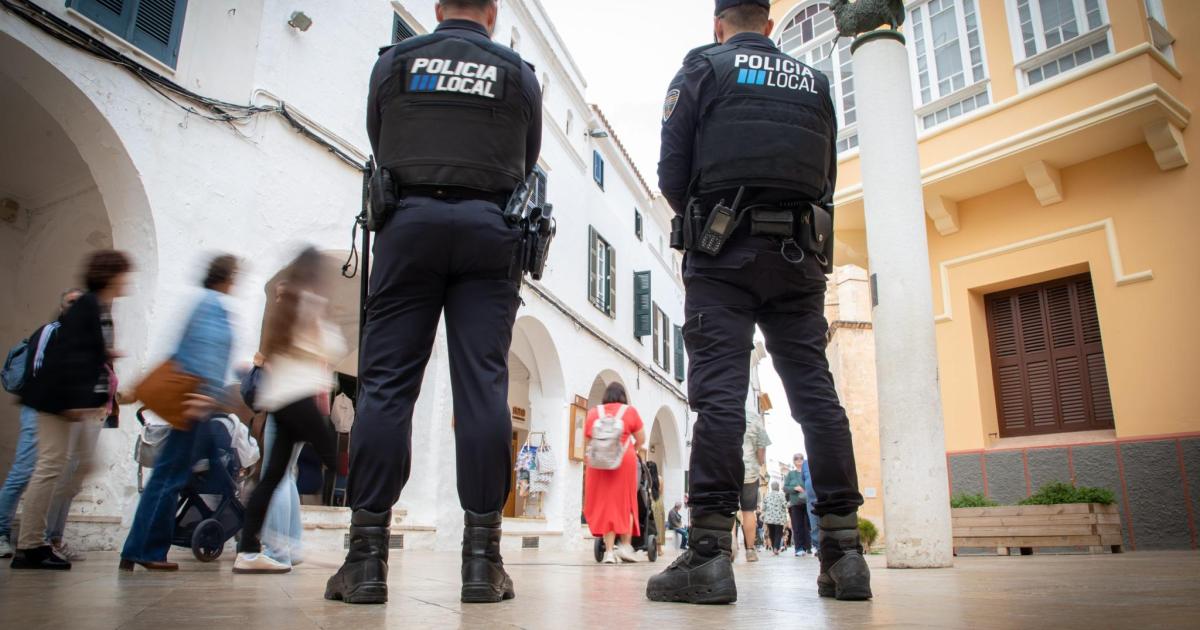 Ciutadella abona 500.000 euros a la Policía Local que debe por sentencia desde hace cinco años