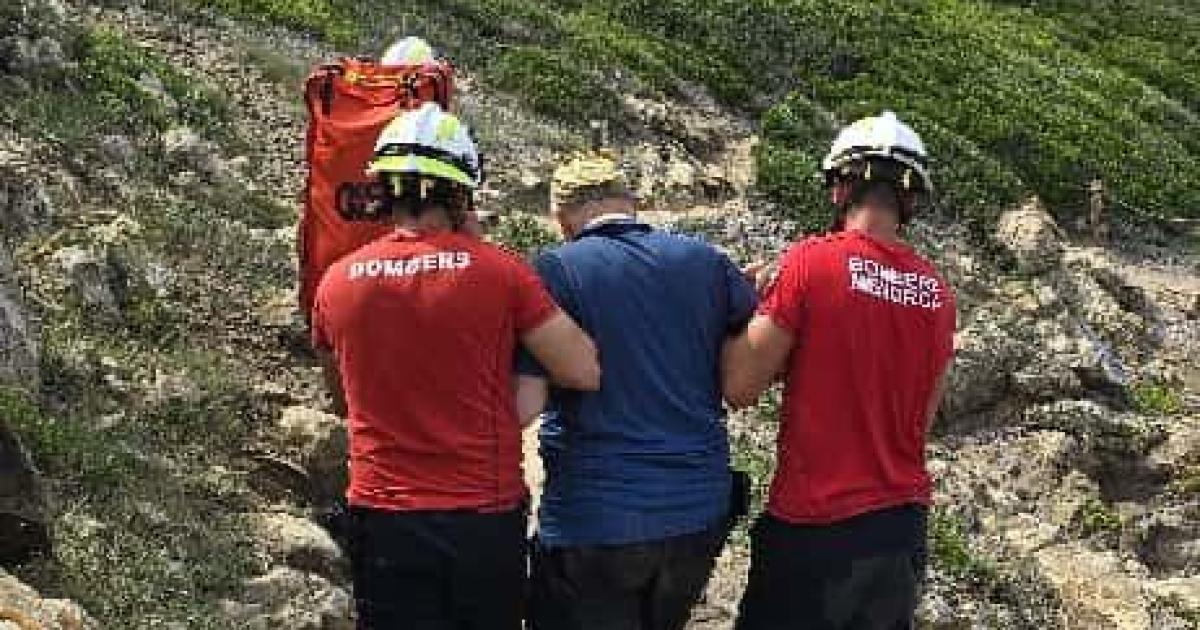 Dos turistas heridos por un desprendimiento de piedras en Binimel·là