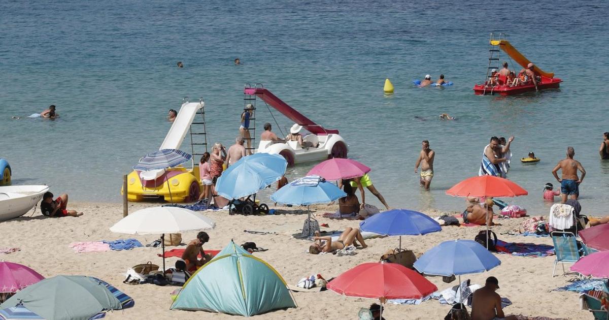 El desembolso de los turistas en Menorca aumenta un 4,4 % en agosto: los extranjeros gastan más