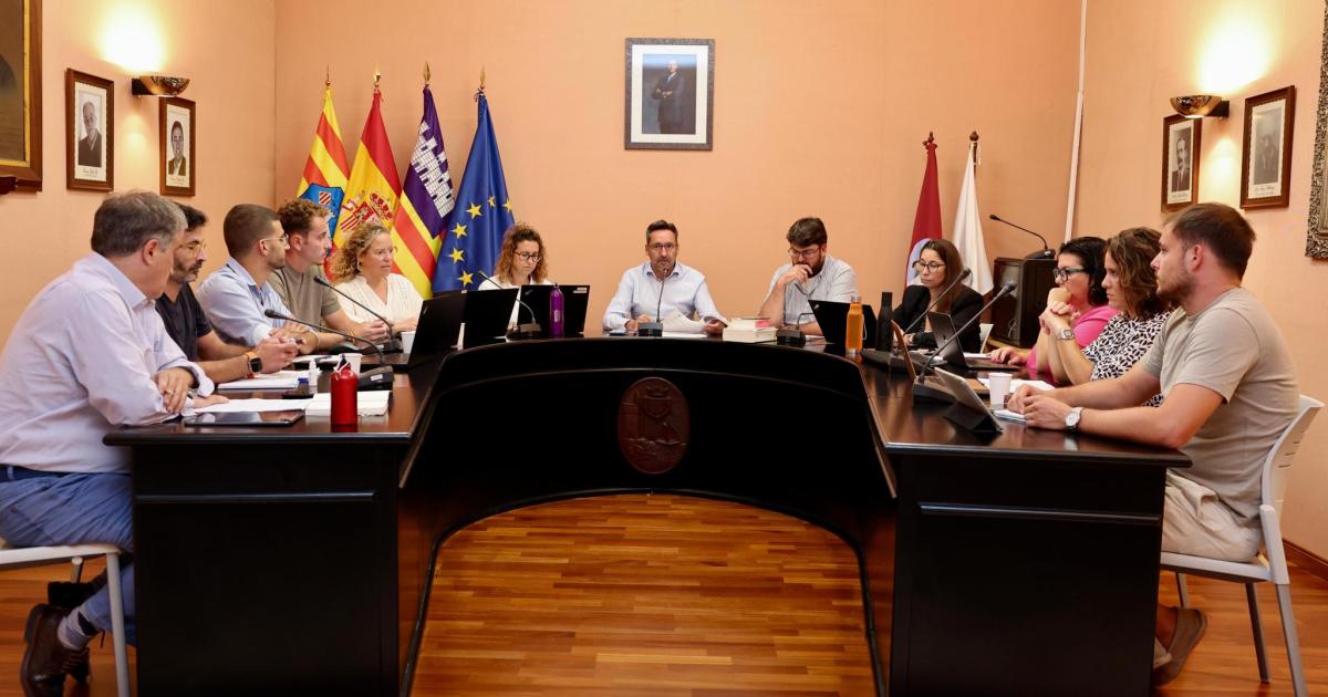 Tóbal Pons mantiene todos sus cargos en Es Mercadal a la espera de convencer a la Entesa