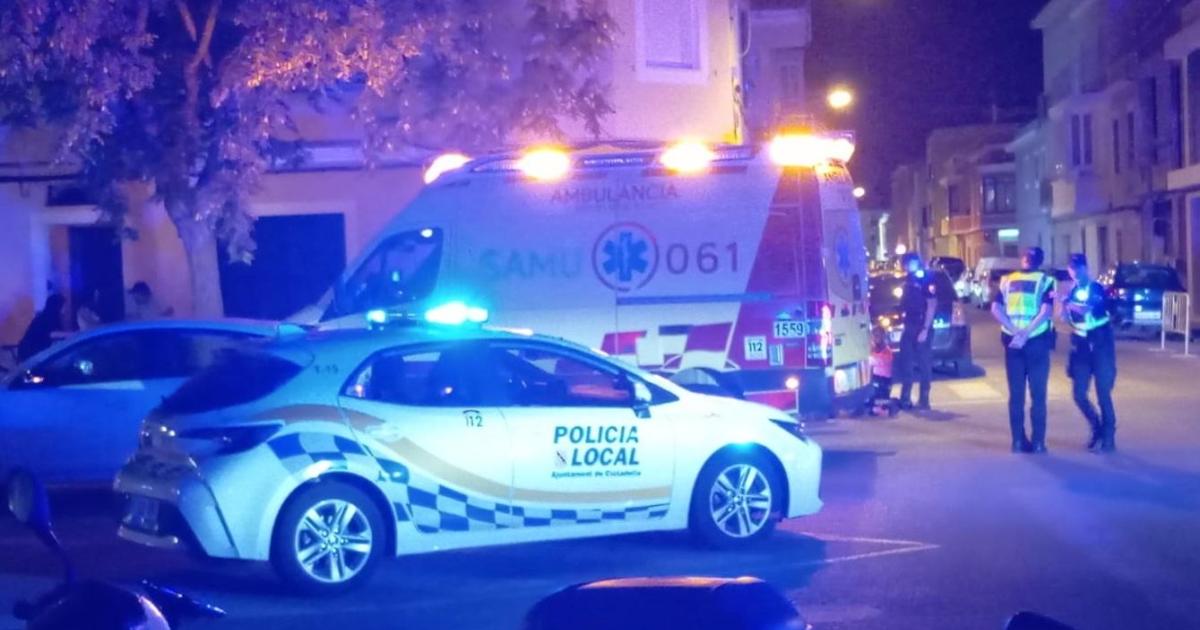 Una ciclista resulta herida tras ser arrollada por un coche en Ciutadella