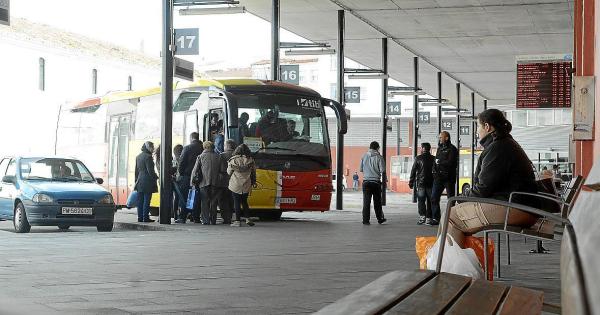 Aumenta la intervención policial en la Estación de Autobuses de Maó: un detenido por tráfico de drogas