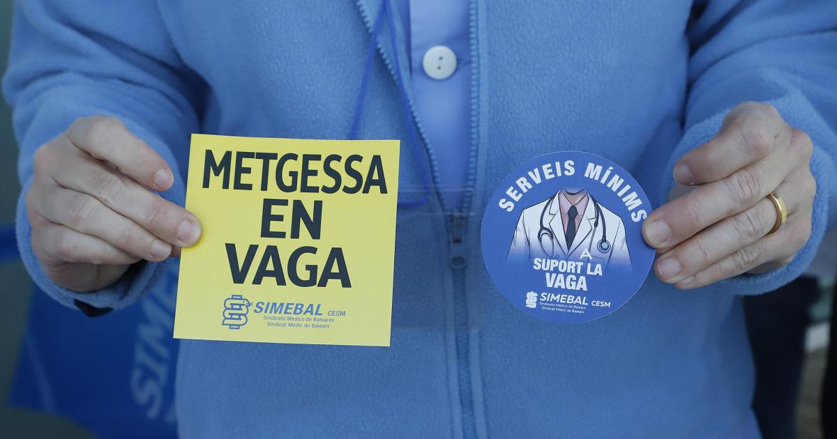 La situación límite de una médico MIR en Menorca : un sueldo base de 1 . 333 euros tras 10 años de estudio