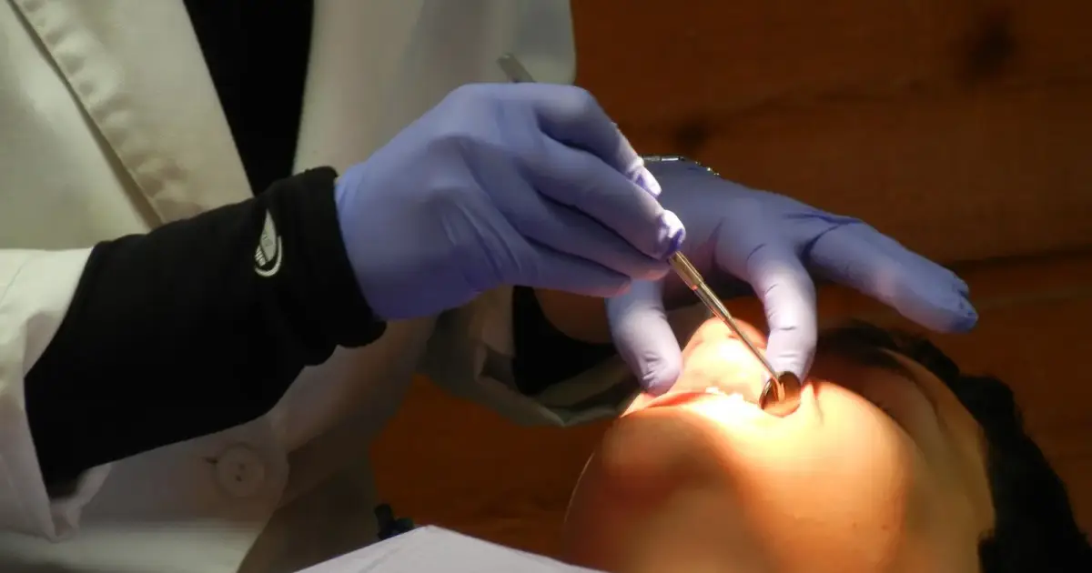 Vivanta Dental Clinic in Menorca Suspends Activity Amid Bankruptcy Case